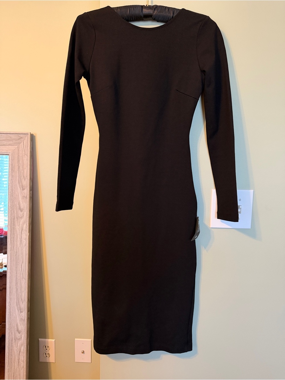 Lulus Classic Black Long-Sleeve Bodycon Dress